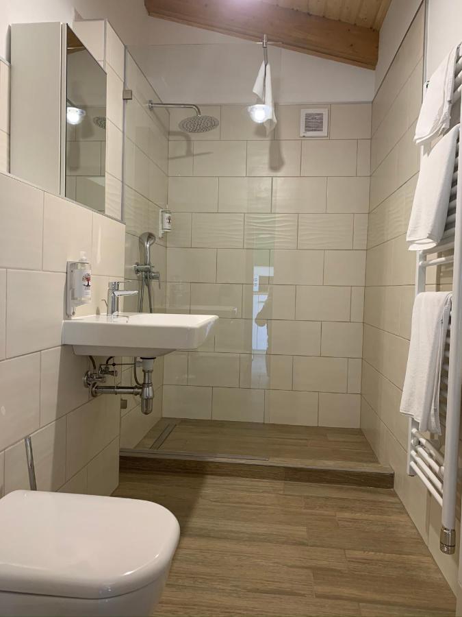 Oeregtoelgy Apartman Szar Luaran gambar